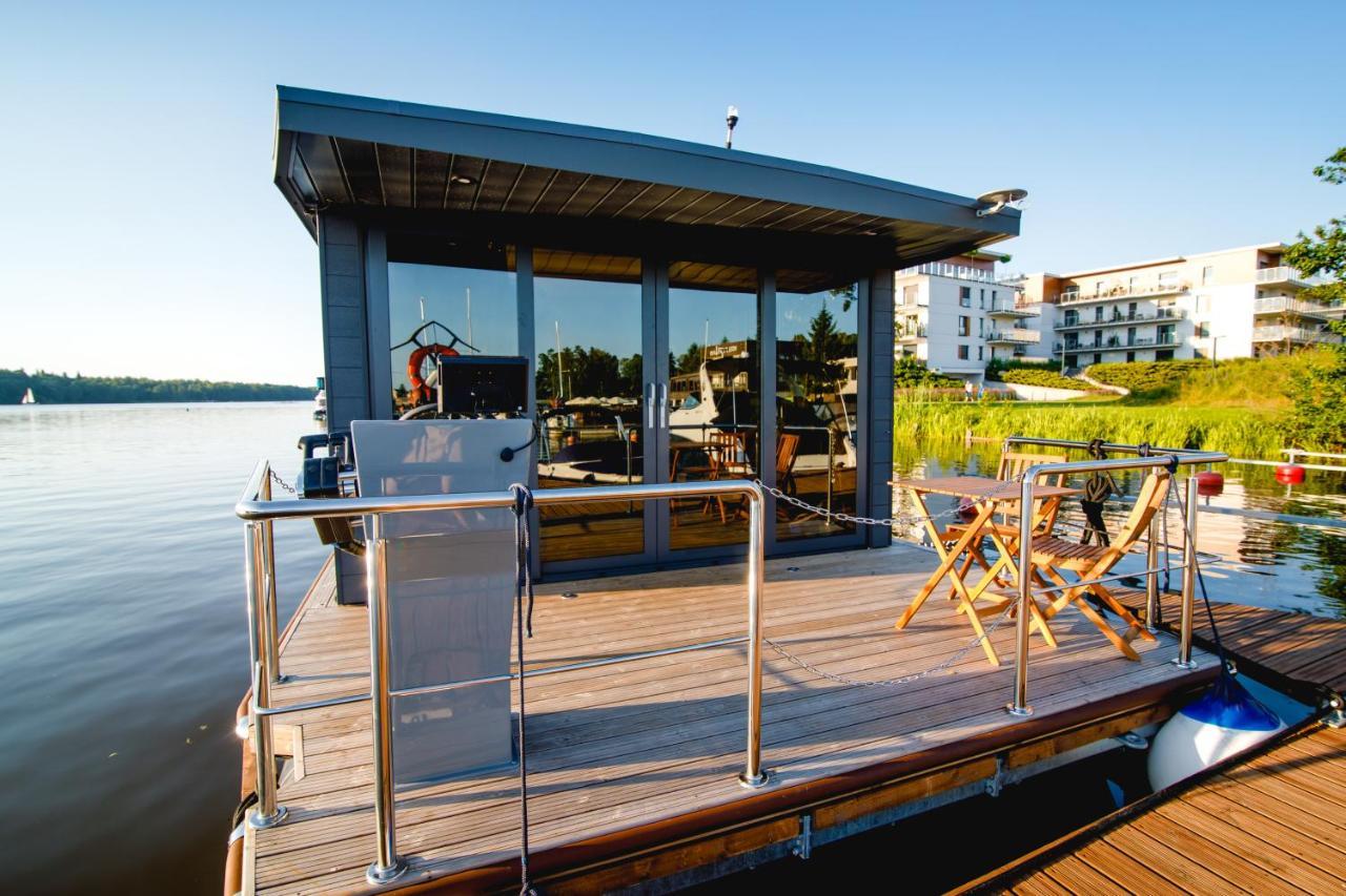 Houseboat- Dom Na Wodzie Z Sauna I Mozliwoscia Plywania Ilawa Bagian luar foto