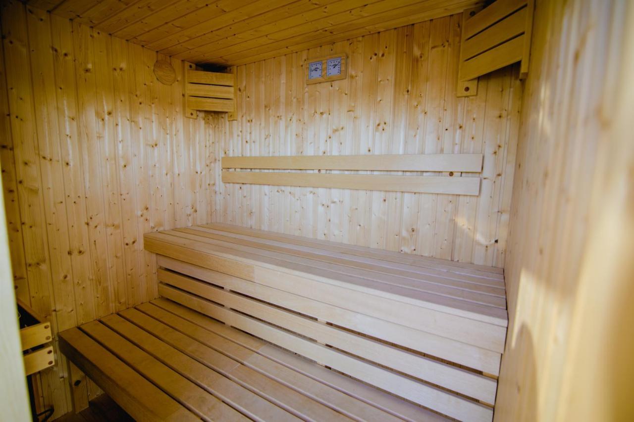 Houseboat- Dom Na Wodzie Z Sauna I Mozliwoscia Plywania Ilawa Bagian luar foto